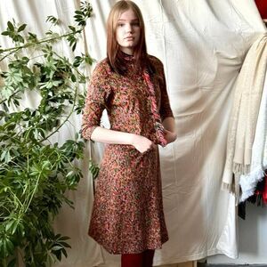 Vintage 60s Fringed Pink / Multicolored Paisley Knit Jersey Jacket & Skirt Set
